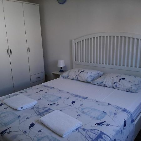 Apartment Bruna Stomorska Esterno foto