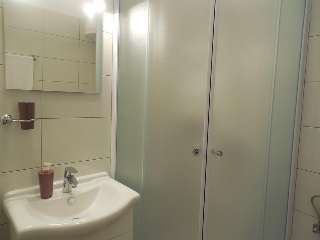 Apartment Bruna Stomorska Esterno foto